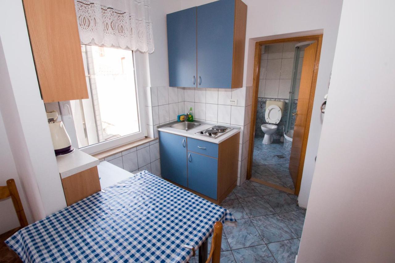 Omis - Michy Apartments Exterior photo